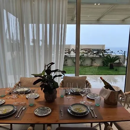 בית נופש Salt N Blue פאלאסה